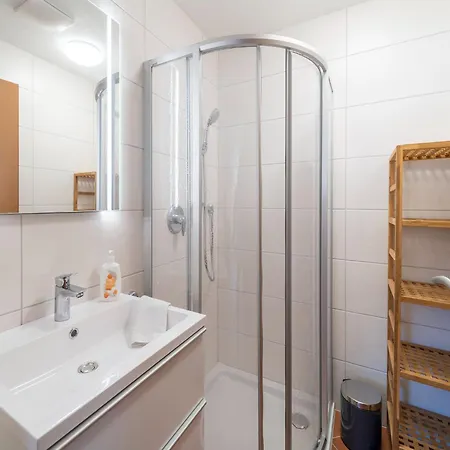 In Hollersbach Near Lift, Cleaning Included *