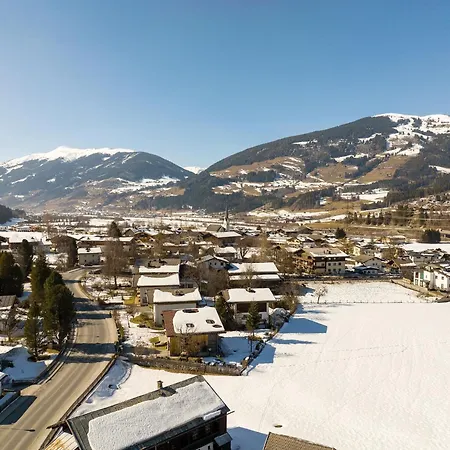 In Hollersbach Near Lift, Cleaning Included *
